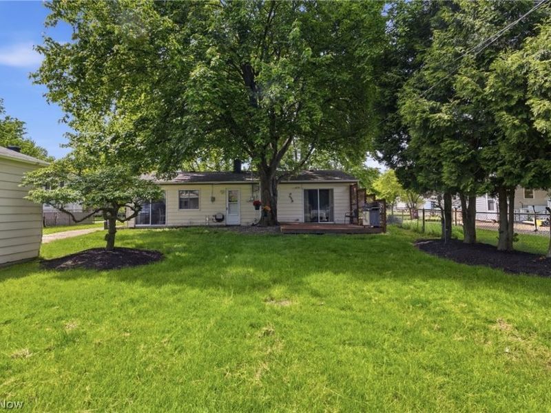 24264 Fairlawn Drive, North Olmsted, OH 44070 Photo 25