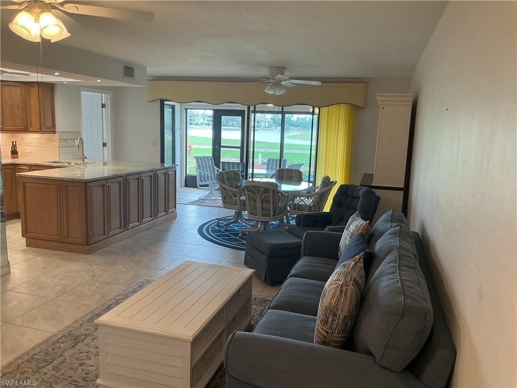 5845 Trailwinds Dr, Unit 515, Fort Myers, FL 33907 Photo