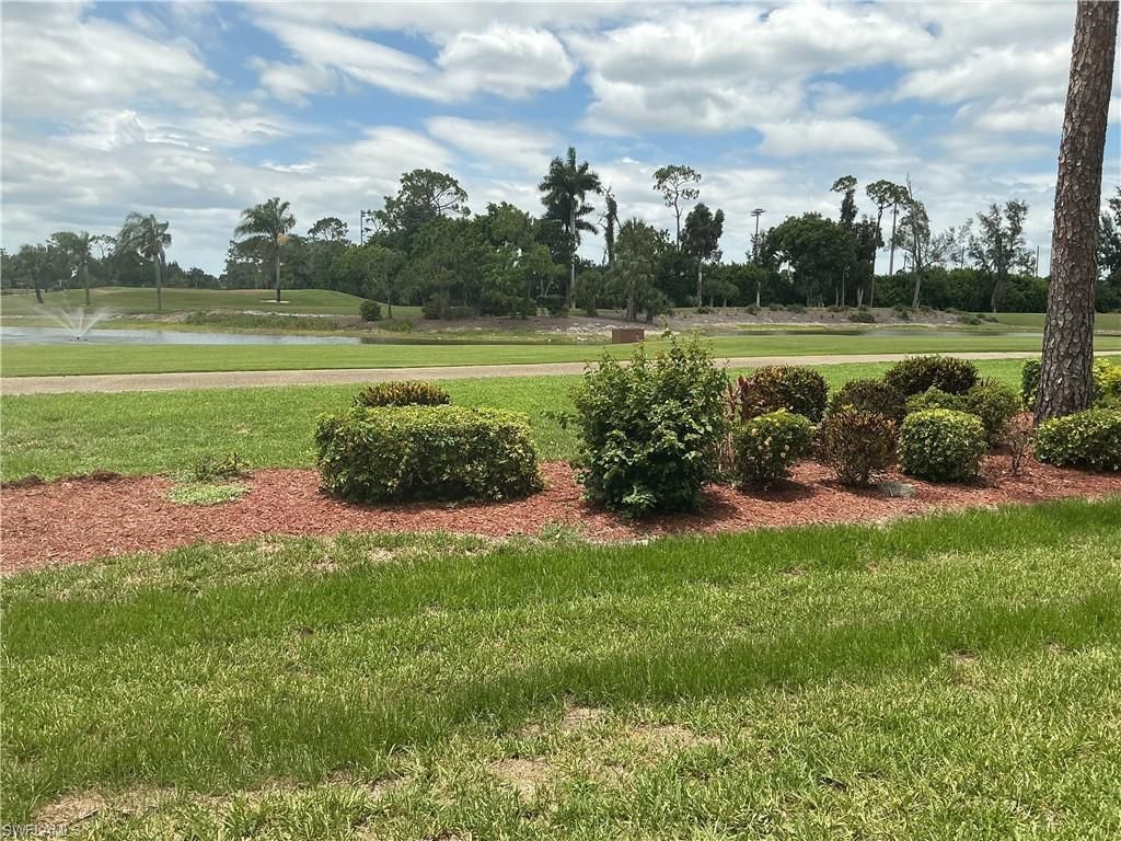 5845 Trailwinds Dr, Unit 515, Fort Myers, FL 33907 Photo
