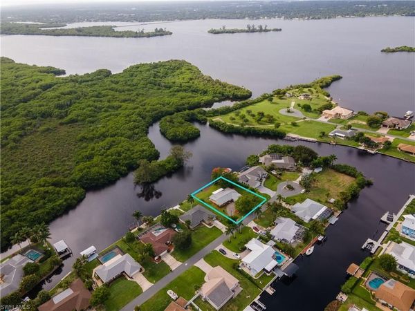 2160 Channel WAY, NORTH FORT MYERS, FL 33917