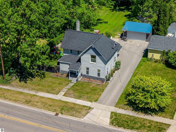 329 Ely Street, Alma, MI 48801