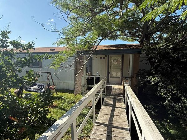 1321 Phoenix Court , Granbury, TX 76048