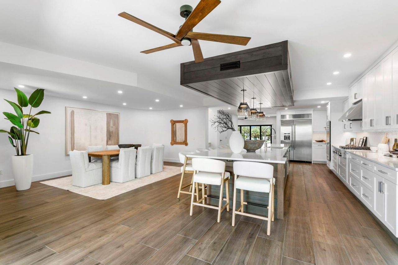 201 N Harbor Drive, Holmes Beach, FL 34217 Photo