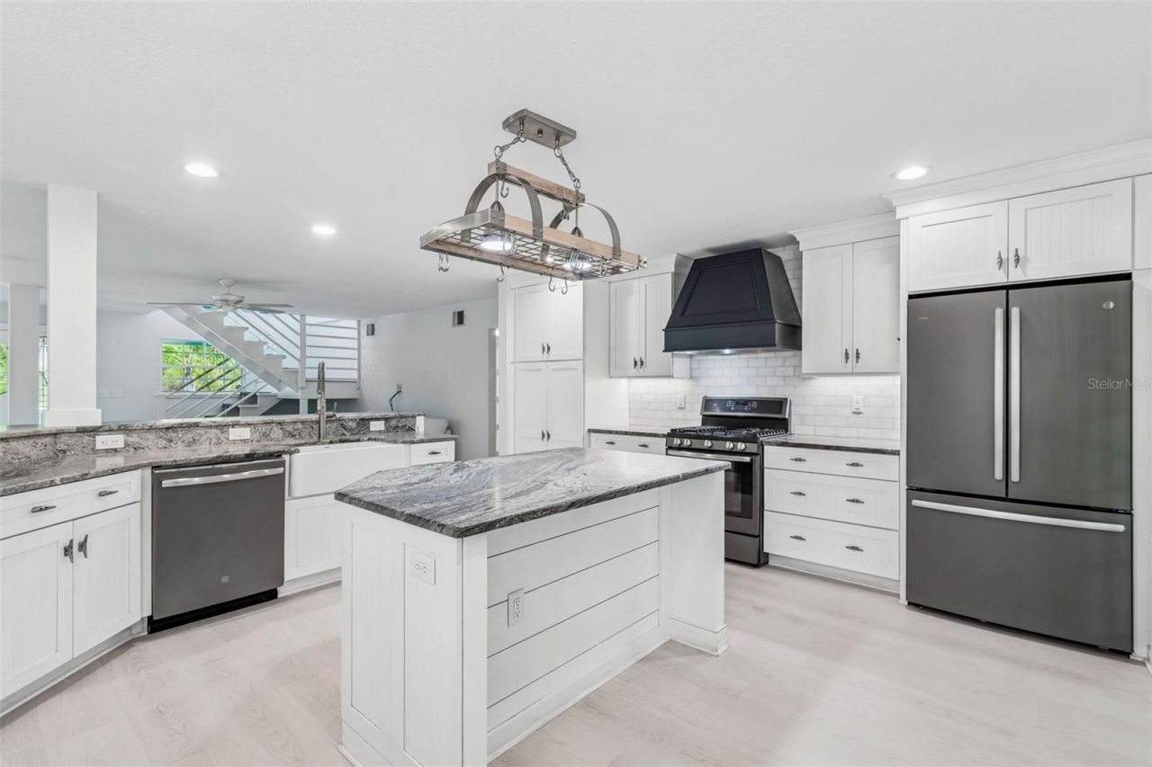 416 Tennessee Avenue, Crystal Beach, FL 34681 Photo