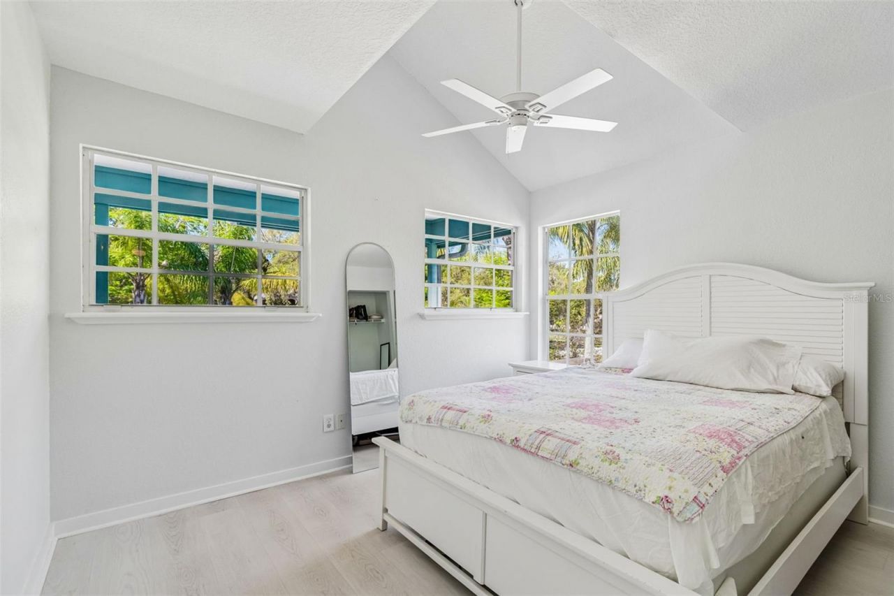 416 Tennessee Avenue, Crystal Beach, FL 34681 Photo