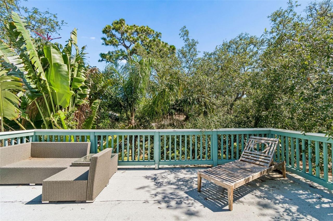 416 Tennessee Avenue, Crystal Beach, FL 34681 Photo