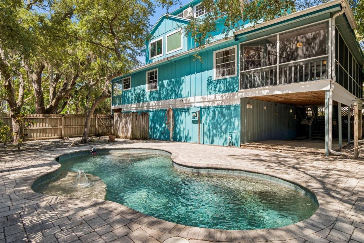 416 Tennessee Avenue, Crystal Beach, FL 34681 Photo