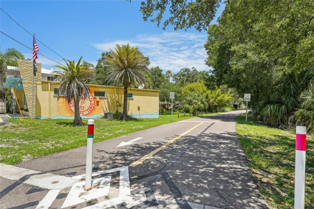 416 Tennessee Avenue, Crystal Beach, FL 34681 Photo