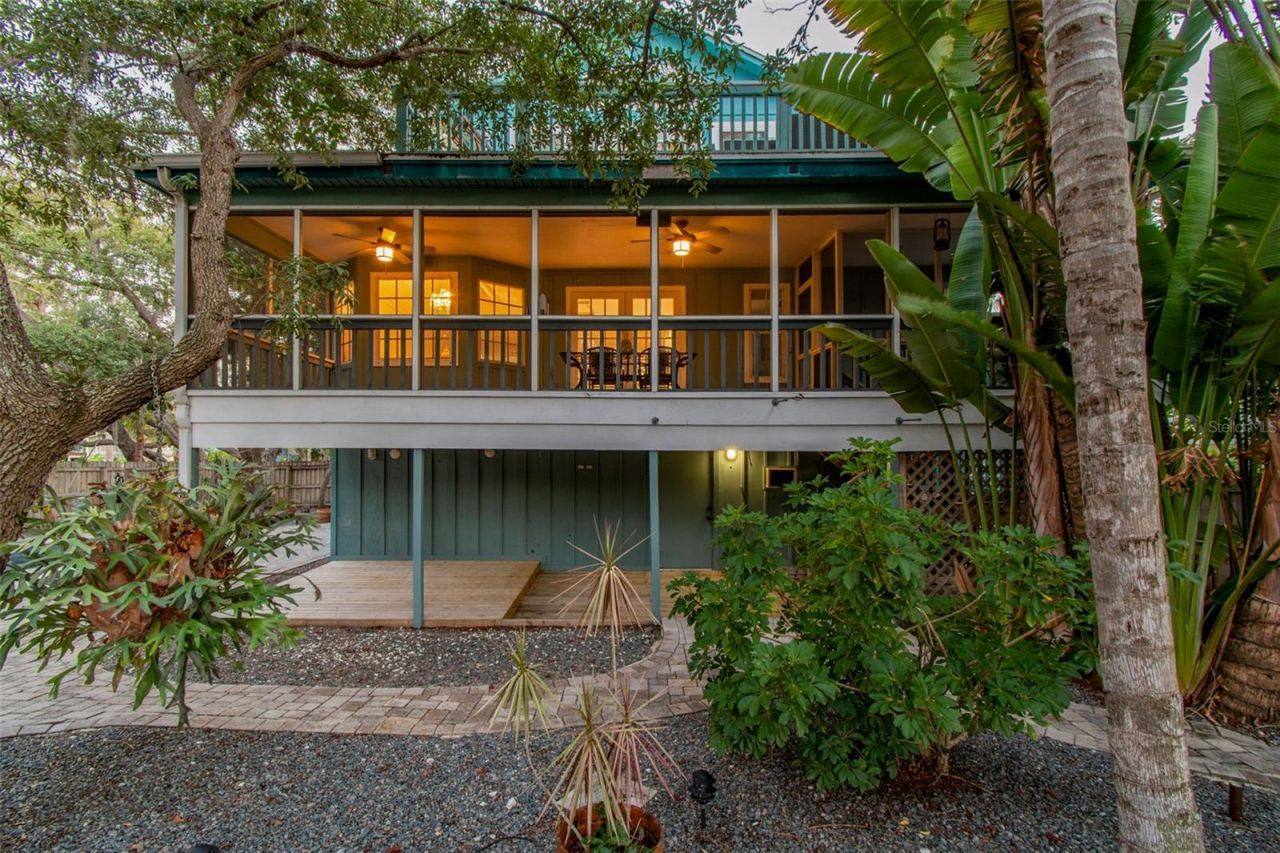 416 Tennessee Avenue, Crystal Beach, FL 34681 Photo