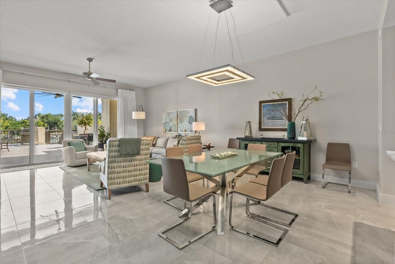 888 S Orange Avenue, Unit 2C, Sarasota, FL 34236 Photo