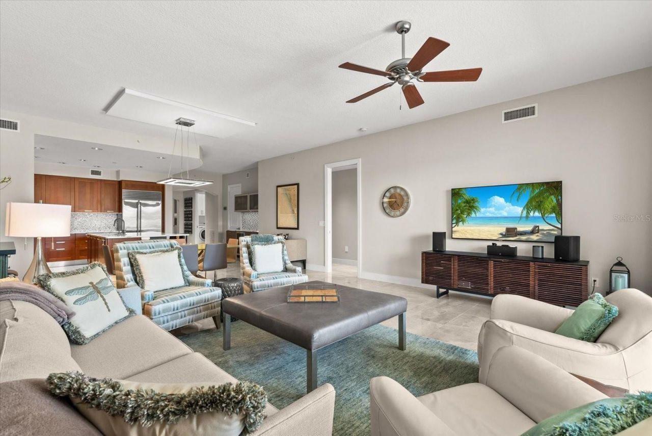 888 S Orange Avenue, Unit 2C, Sarasota, FL 34236 Photo