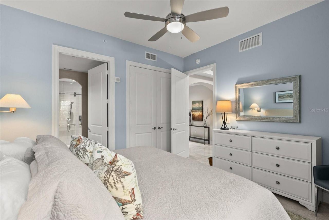 888 S Orange Avenue, Unit 2C, Sarasota, FL 34236 Photo