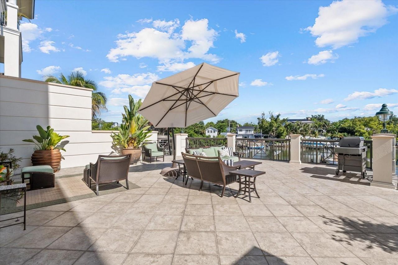 888 S Orange Avenue, Unit 2C, Sarasota, FL 34236 Photo