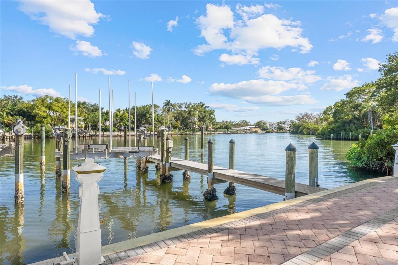 888 S Orange Avenue, Unit 2C, Sarasota, FL 34236 Photo