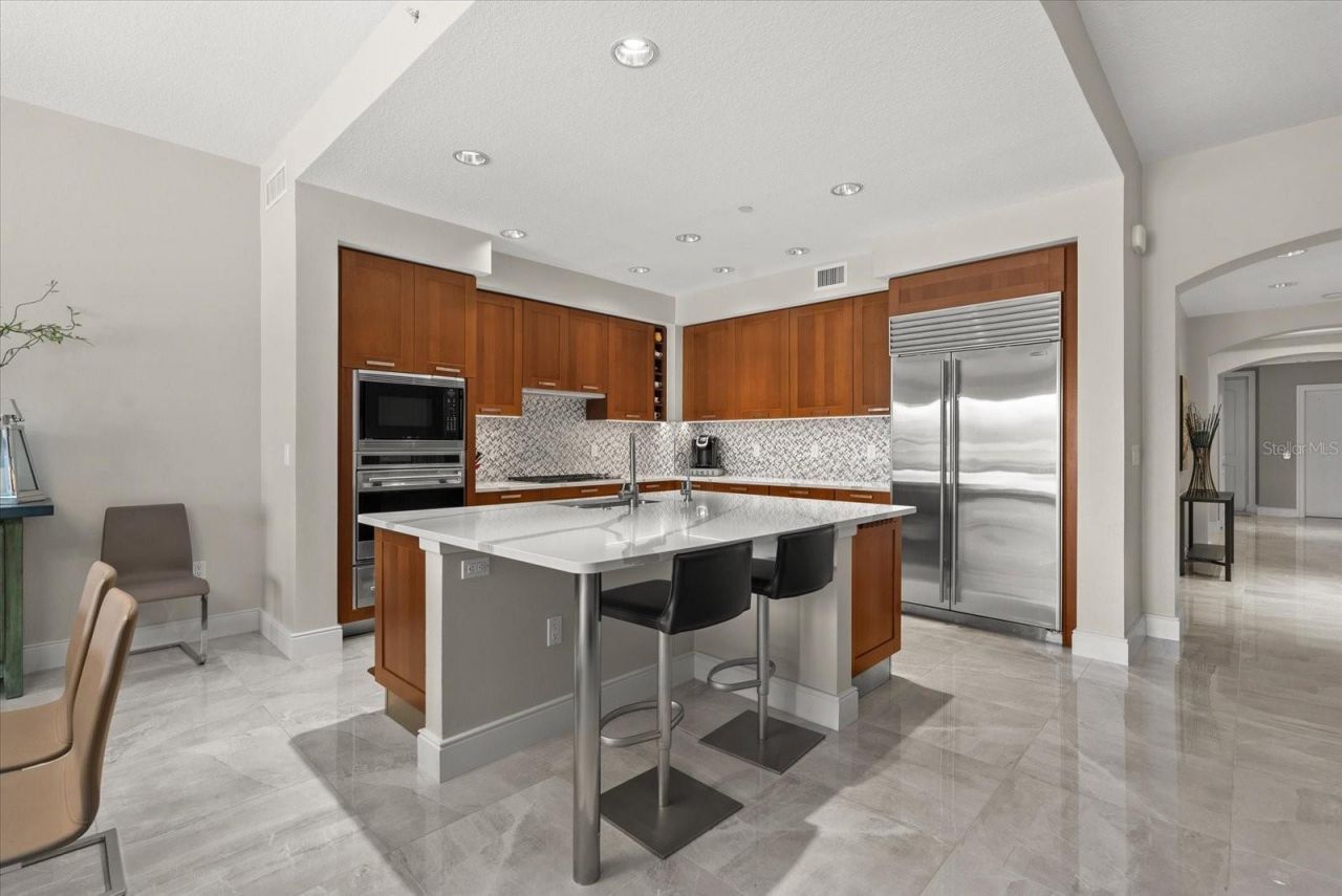 888 S Orange Avenue, Unit 2C, Sarasota, FL 34236 Photo