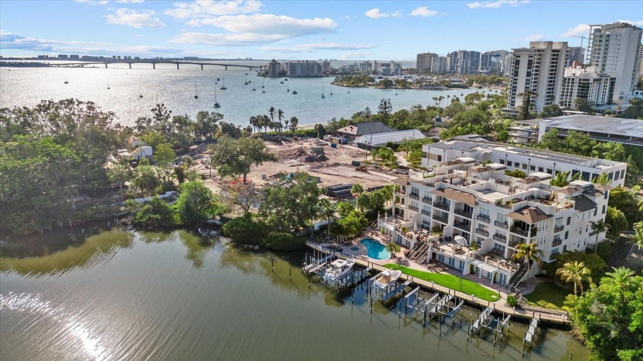 888 S Orange Avenue, Unit 2C, Sarasota, FL 34236 Photo