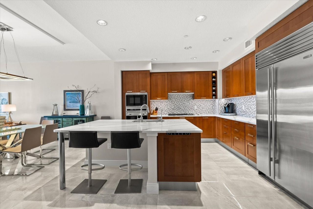 888 S Orange Avenue, Unit 2C, Sarasota, FL 34236 Photo