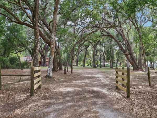 2685 CR 564 , BUSHNELL, FL 33513