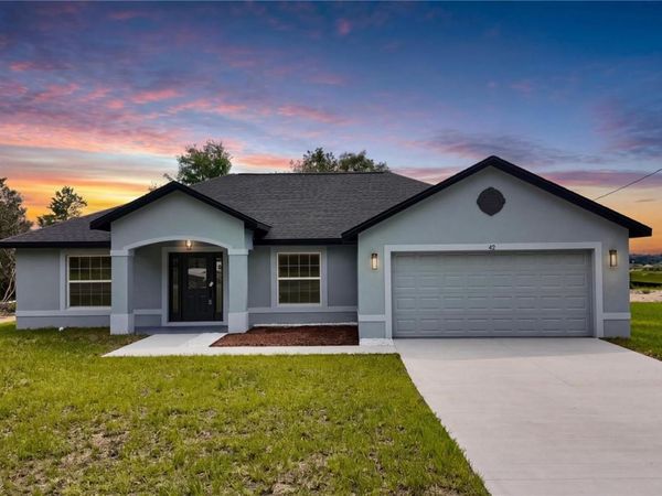 42 OLIVE CIRCLE , OCALA, FL 34472