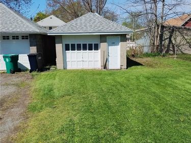 132 79th Street, Niagara Falls, NY 14304