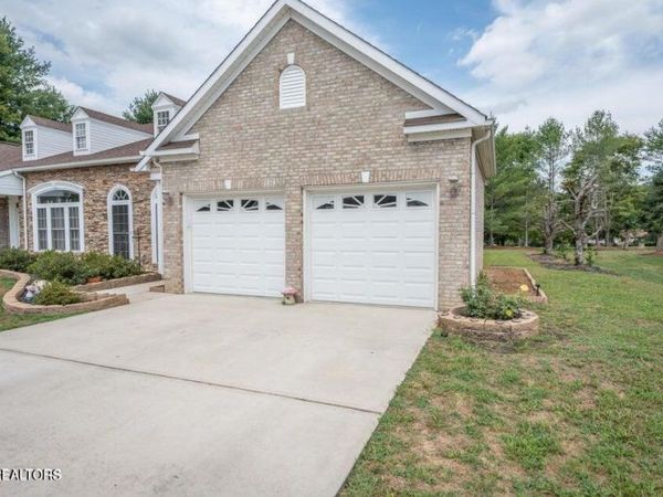 29 Broadleaf Place, Crossville, TN 38555