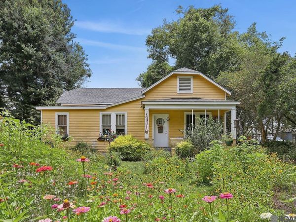 10635 Bayou Rd, Maringouin, LA 70757