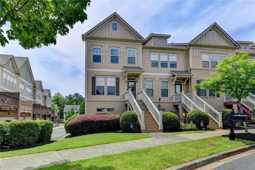 730 Grove Manor Park, Suwanee, GA 30024 Main Photo