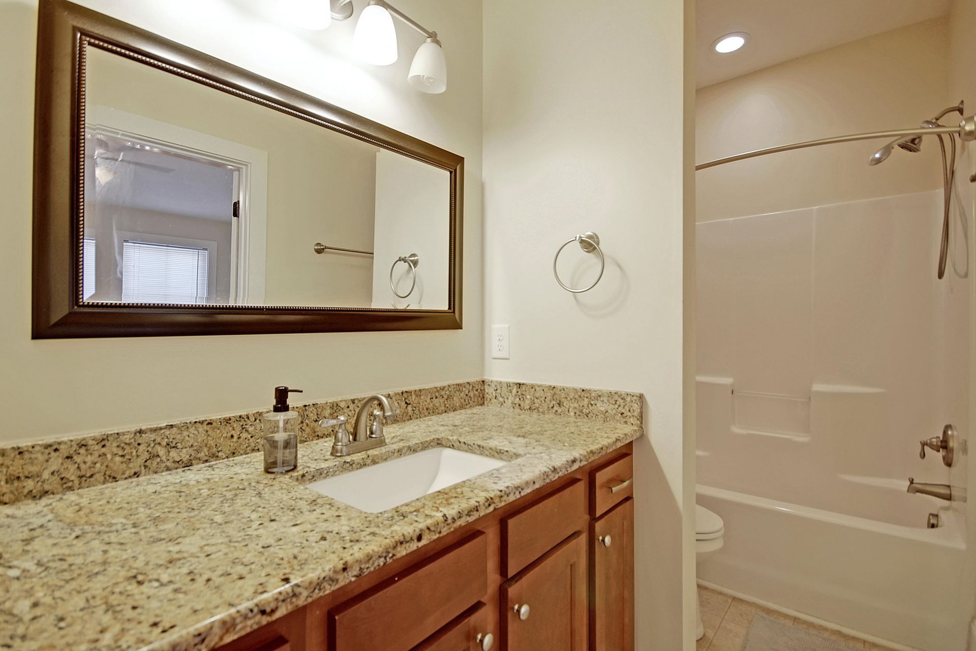 26 Blake Street Photo 13