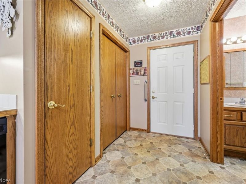 1712 Sonora Street NW, Uniontown, OH 44685 Photo 19
