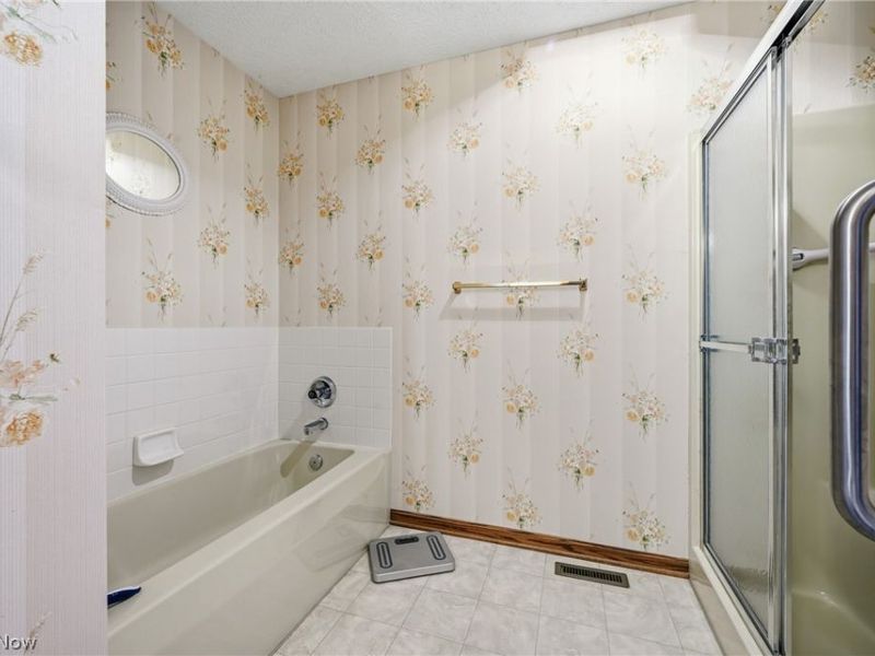 1712 Sonora Street NW, Uniontown, OH 44685 Photo 24