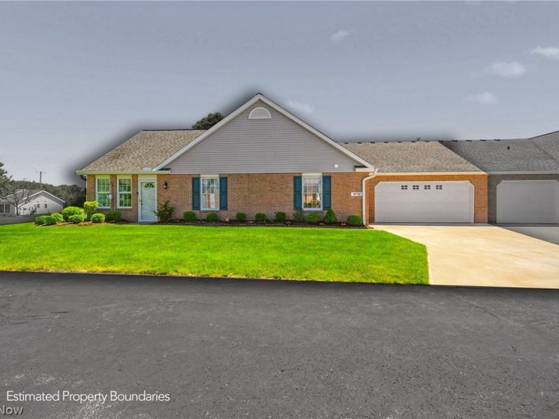 1712 Sonora Street NW, Uniontown, OH 44685 Photo 3