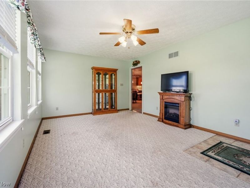 1712 Sonora Street NW, Uniontown, OH 44685 Photo 8