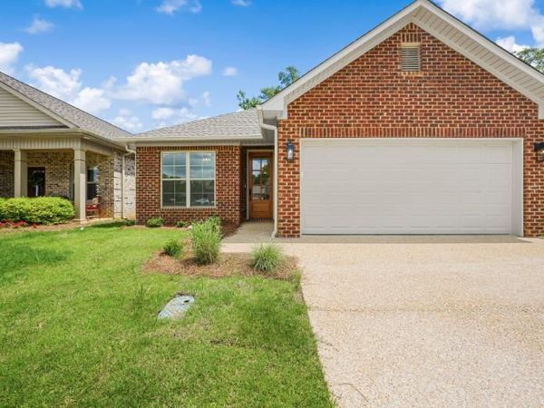 4272 Sydney Ln., Tupelo, MS 38801