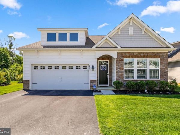 210 CONGRESSIONAL COURT, MOORESTOWN, NJ 08057