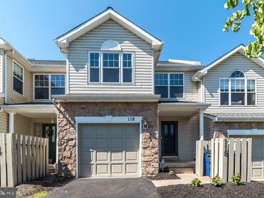 118 GALWAY CIRCLE , CHALFONT, PA 18914