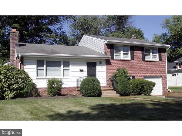 17 WAYNE DRIVE, WILMINGTON, DE 19809