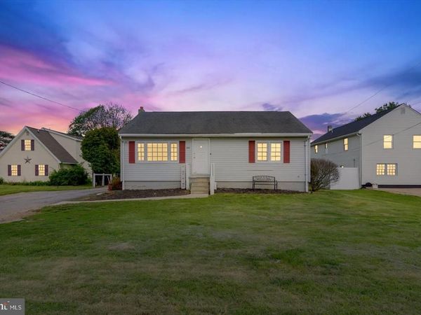 370 S HOOK ROAD, PENNSVILLE, NJ 08070