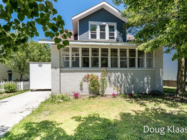 67 W 18th Street, Holland, MI 49423