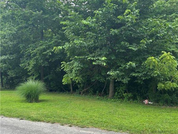 7 LOCKHART Circle , Bella Vista, AR 72715