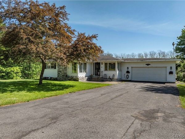898 County Route 21, Hannibal, NY 13074