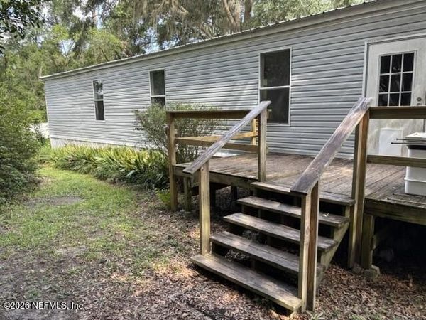 140 PRICE Road, Hawthorne, FL 32640