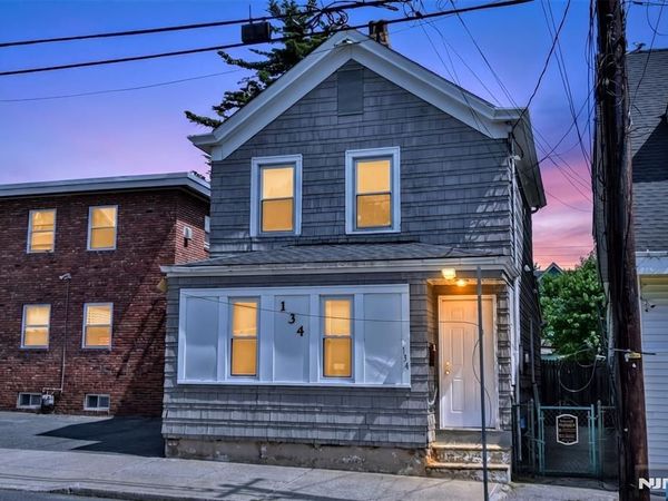 134 8th Street, PATERSON, NJ 07522