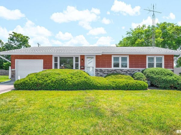 983 DAYTON Court, Galesburg, IL 61401
