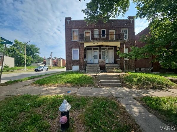 4685 Kossuth Avenue , St Louis, MO 63115