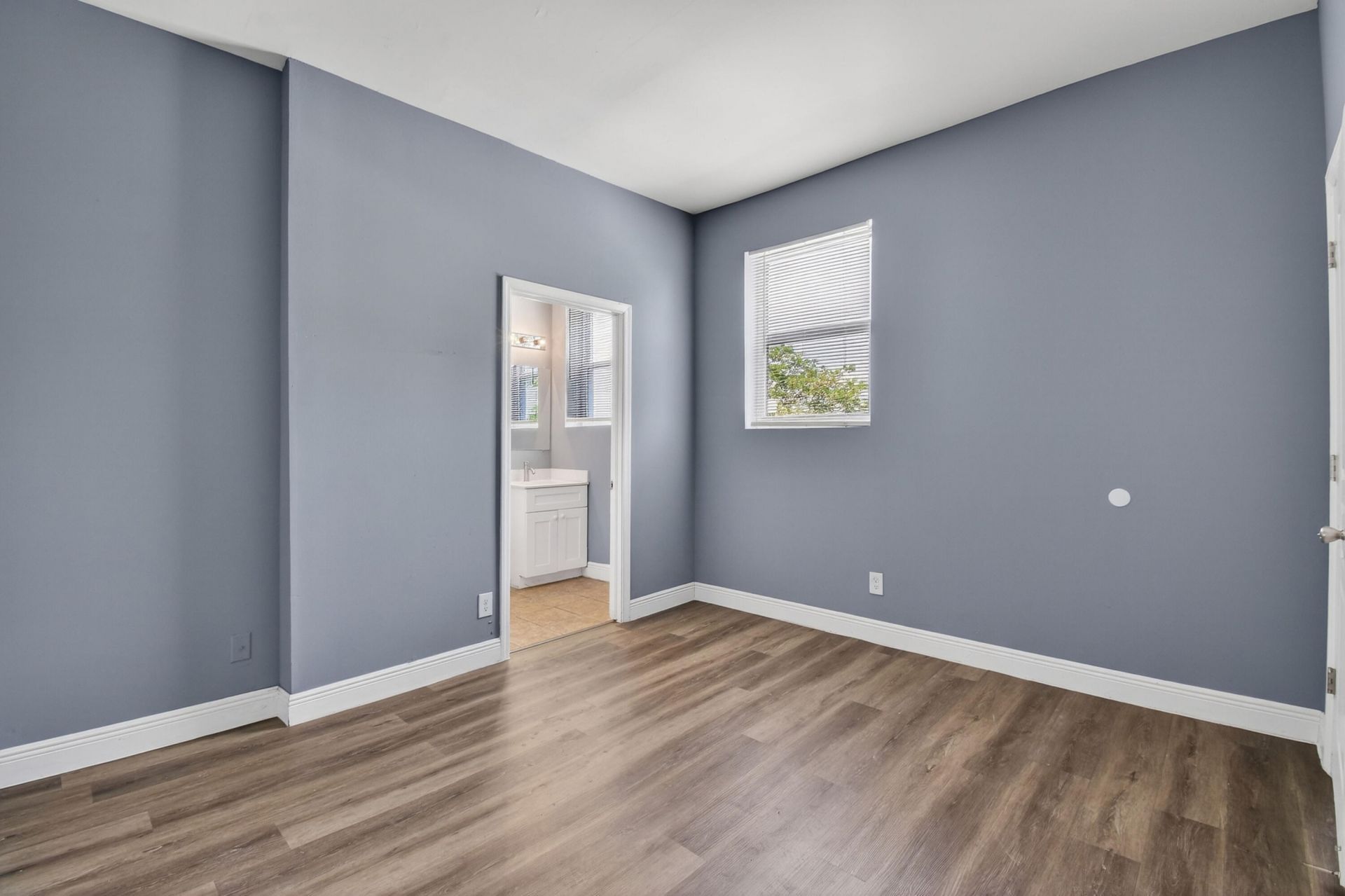 1401 Division Avenue, Unit 206, West Palm Beach, FL 33401 Photo