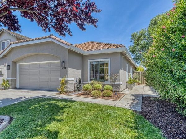 18209 Stonegate Court , Salinas, CA 93908