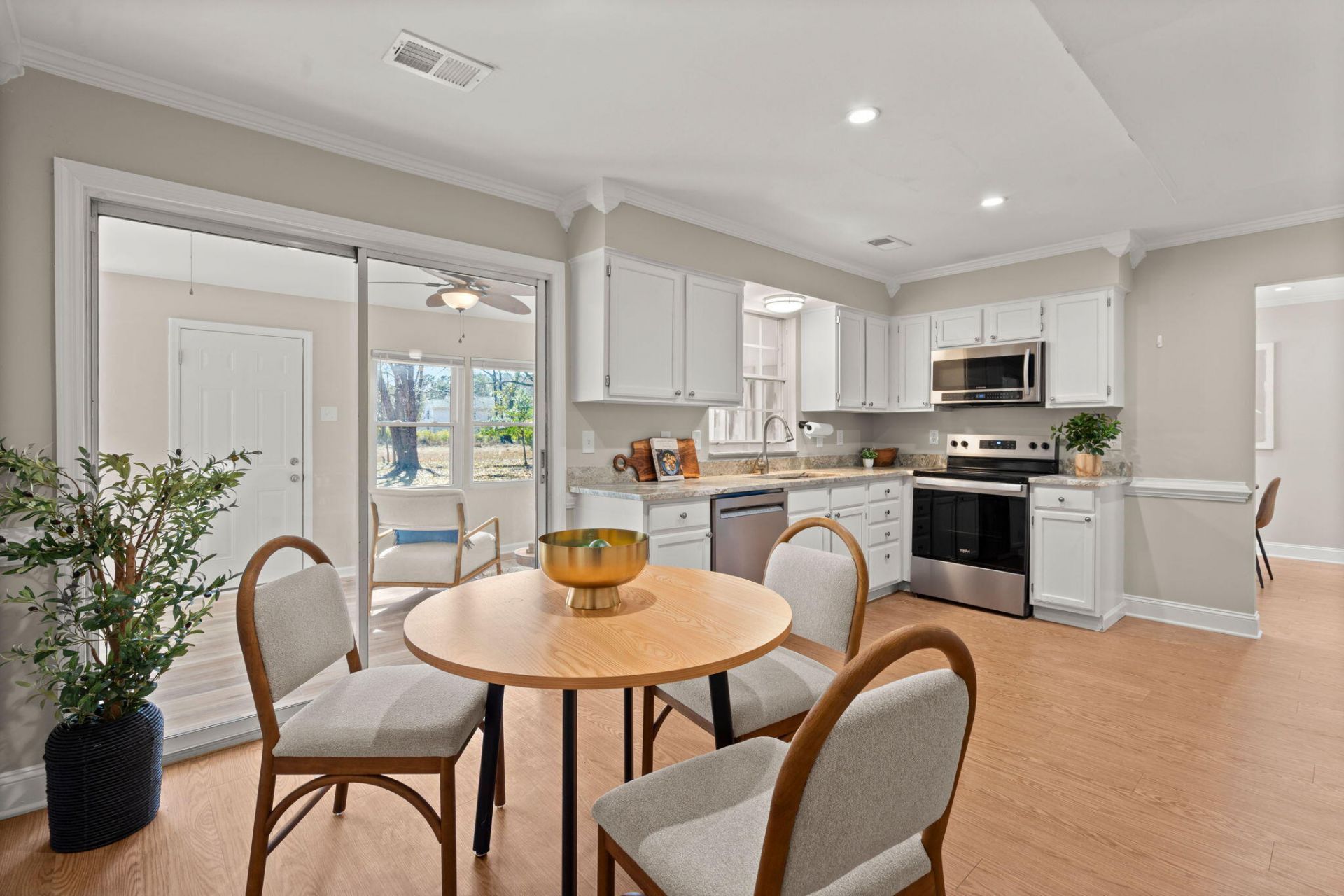 2028 Wild Flower Lane Photo 13