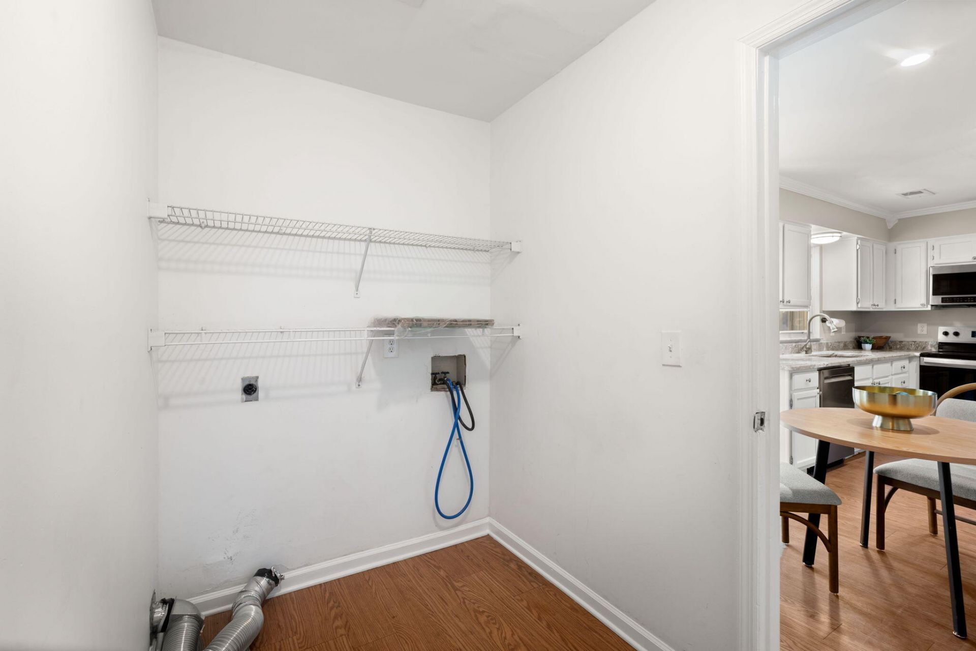 2028 Wild Flower Lane Photo 17