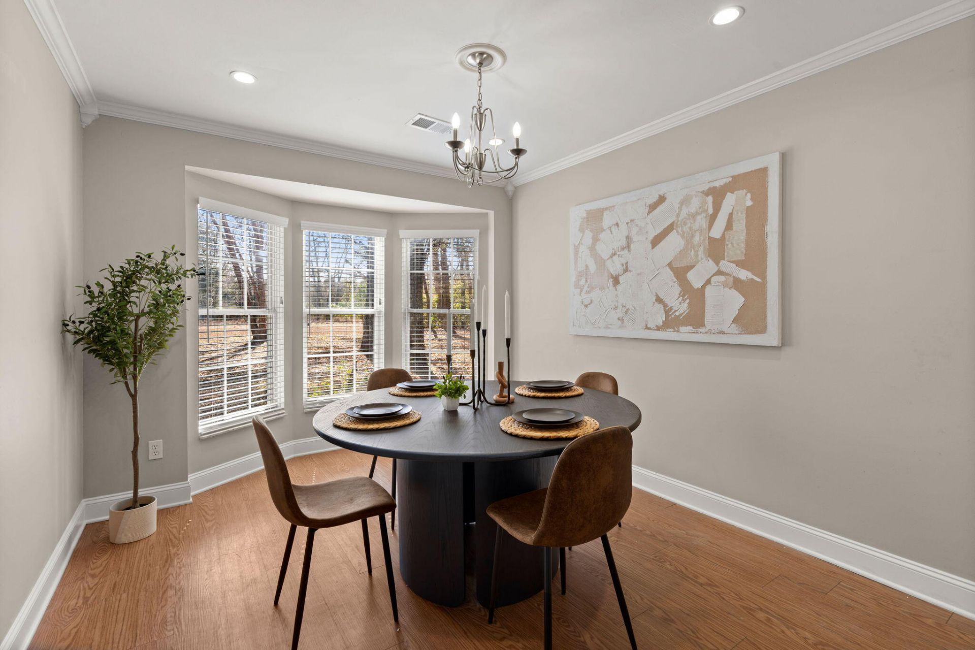 2028 Wild Flower Lane Photo 7