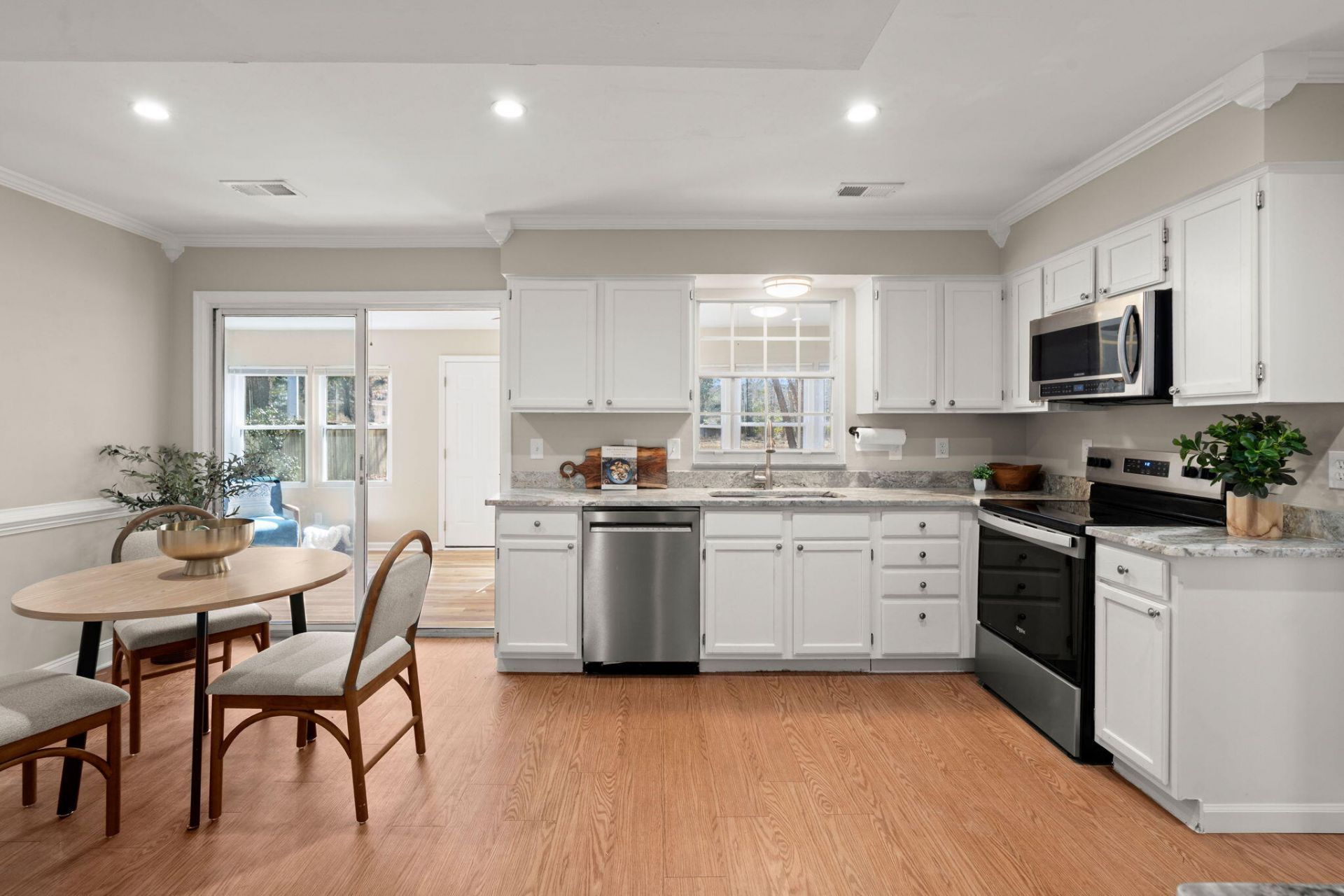 2028 Wild Flower Lane Photo 9